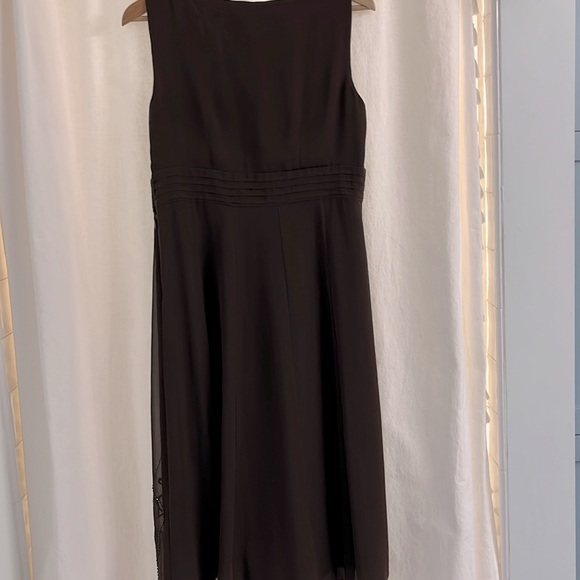 Liz Claiborne size 8 brown semi formal dress - Picture 7 of 7